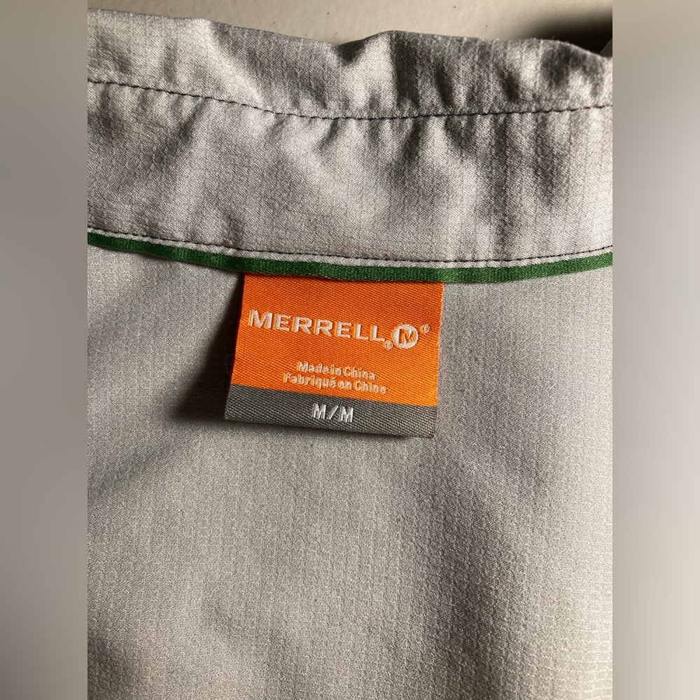 Merrell back vented button down - Picture 4 of 8